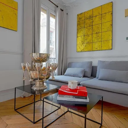 Apartment Large Luxury Flat Next To Champs Elysee *