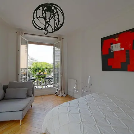Apartment Large Luxury Flat Next To Champs Elysee *