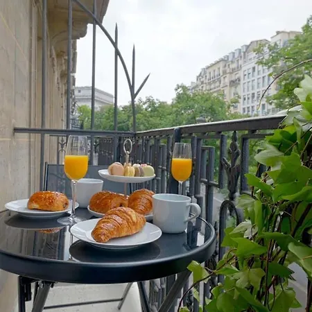Apartment Large Luxury Flat Next To Champs Elysee *